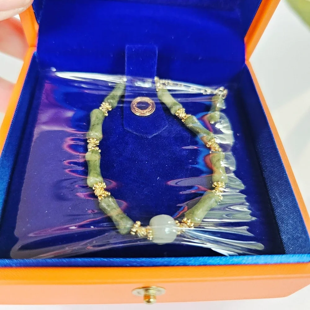 NIB Green Jade Bamboo Link Bracelet Gold Tone Beaded Accent 7.5
